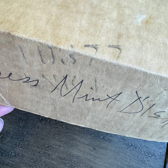 Tiara Indiana Glass Coral Blush Empress Louvre 6" Mint Candy Dish 3 Toed Bird - Picture 16 of 16